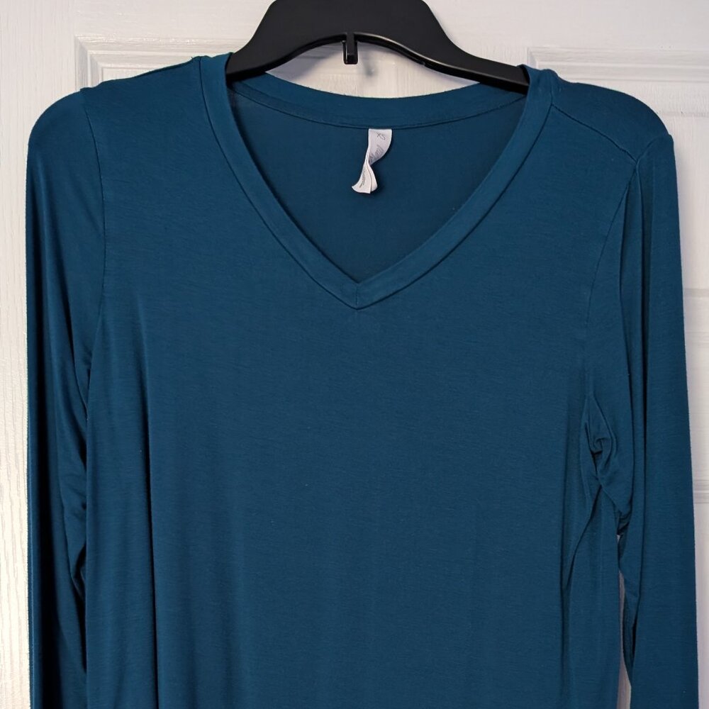 Latched mama v neck long sleeve